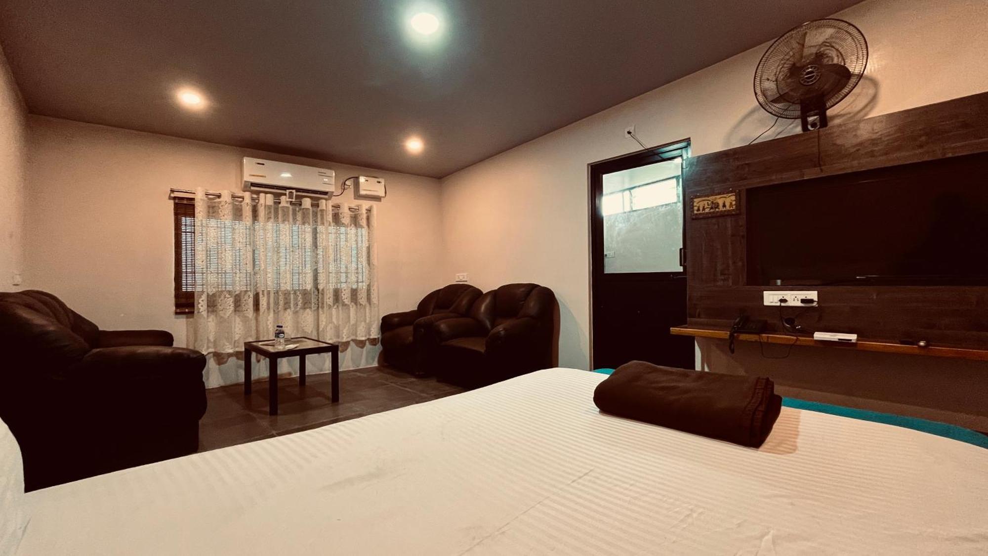 Mermaid Island Beach Resorts Puducherry Exterior foto